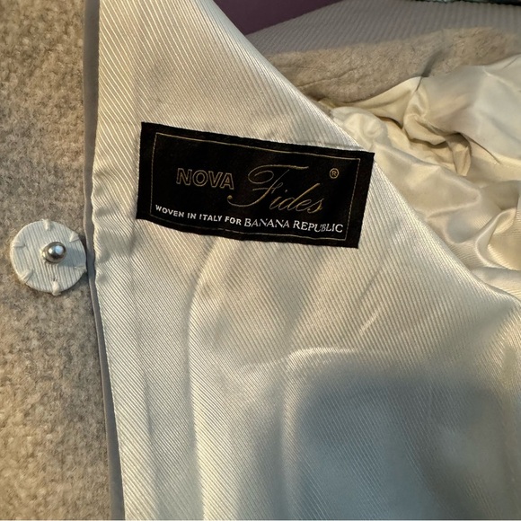 Banana Republic Women's Beige Blazer Coat | Excellent Used Condition - Picture 14 of 15